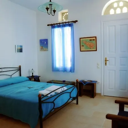 Karyatides
