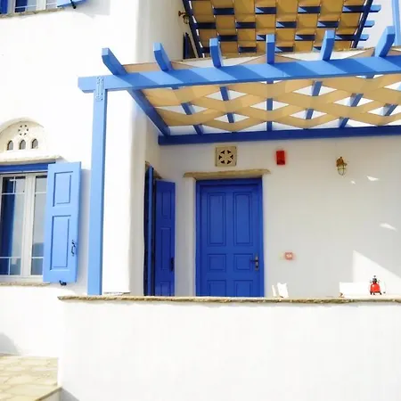 شقة Karyatides *